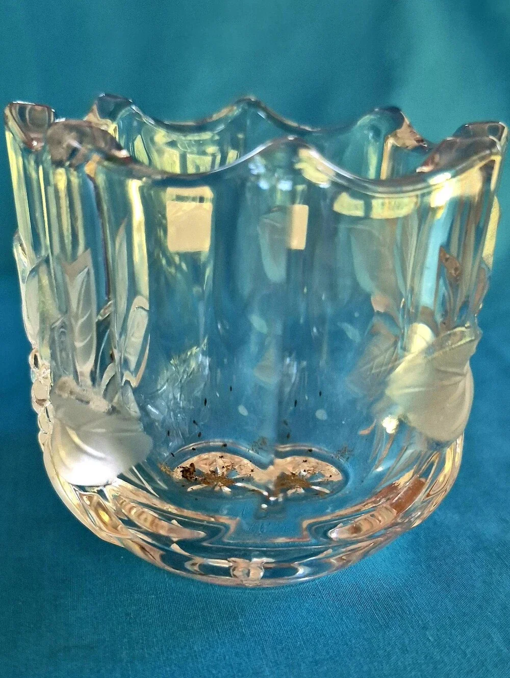 Mikasa Festive Poinsettia Clear Glass Votive Candle Holder